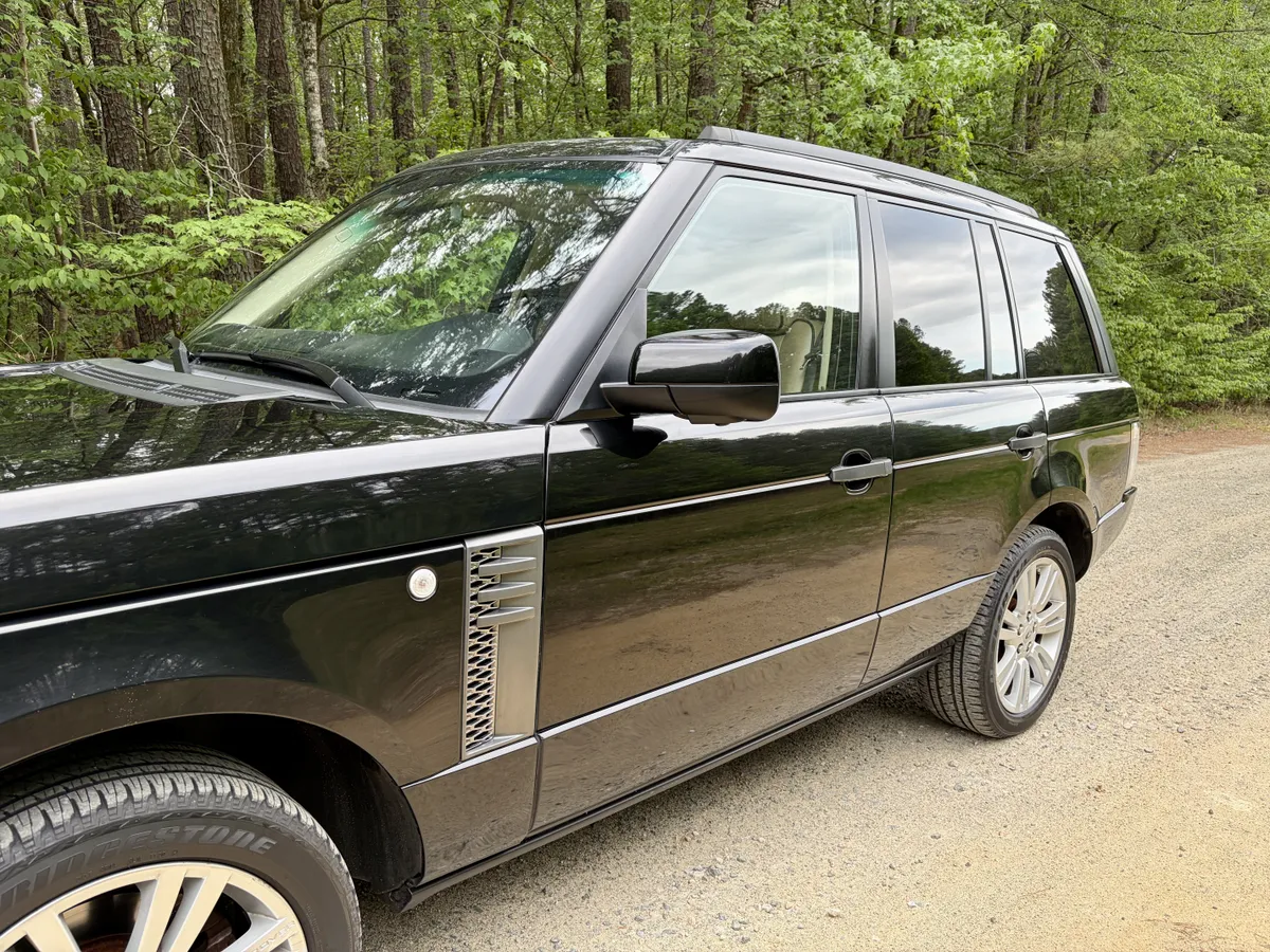 2011 Land Rover Range Rover HSE Lux