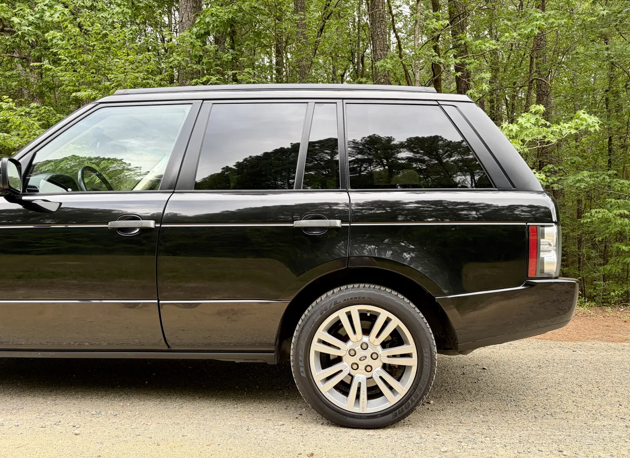 2011 Land Rover Range Rover HSE Lux