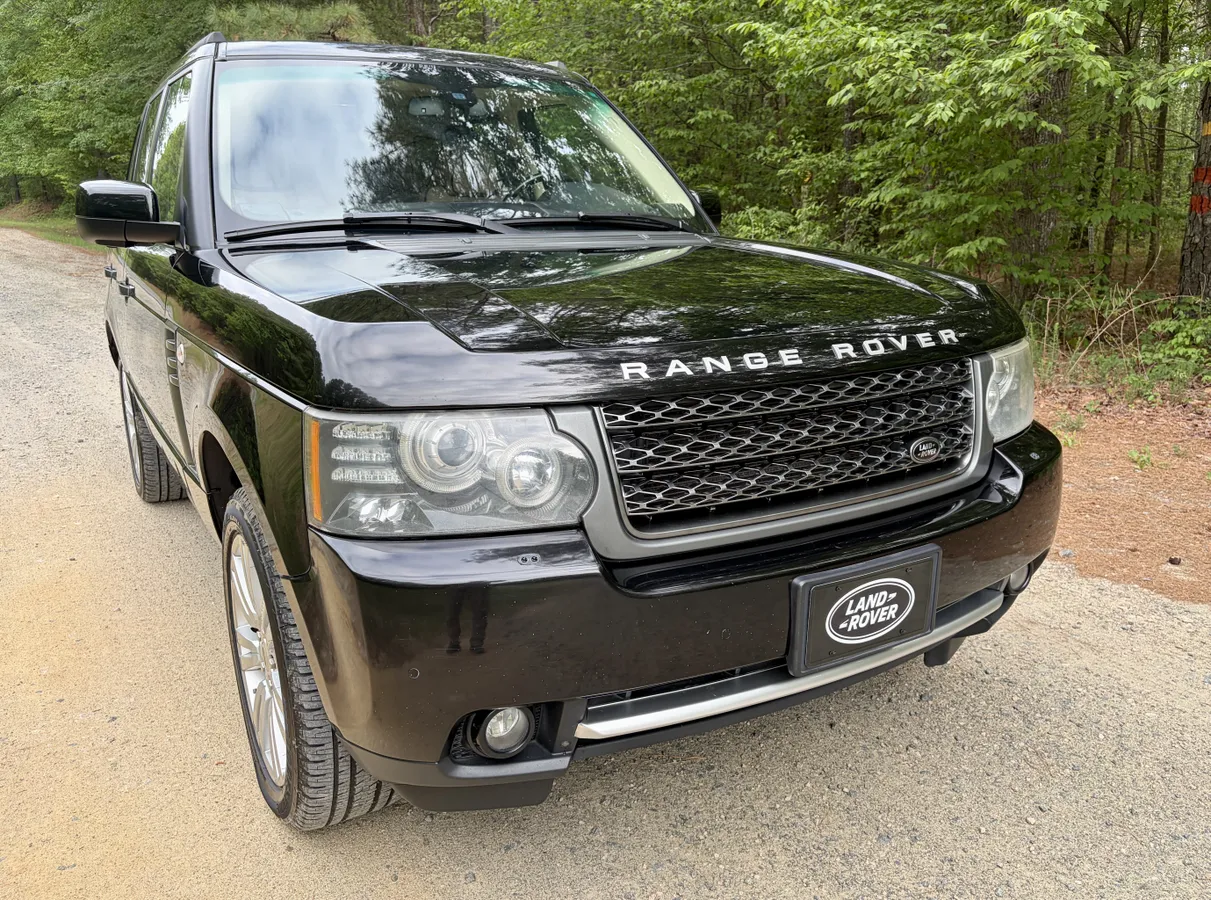 2011 Land Rover Range Rover HSE Lux