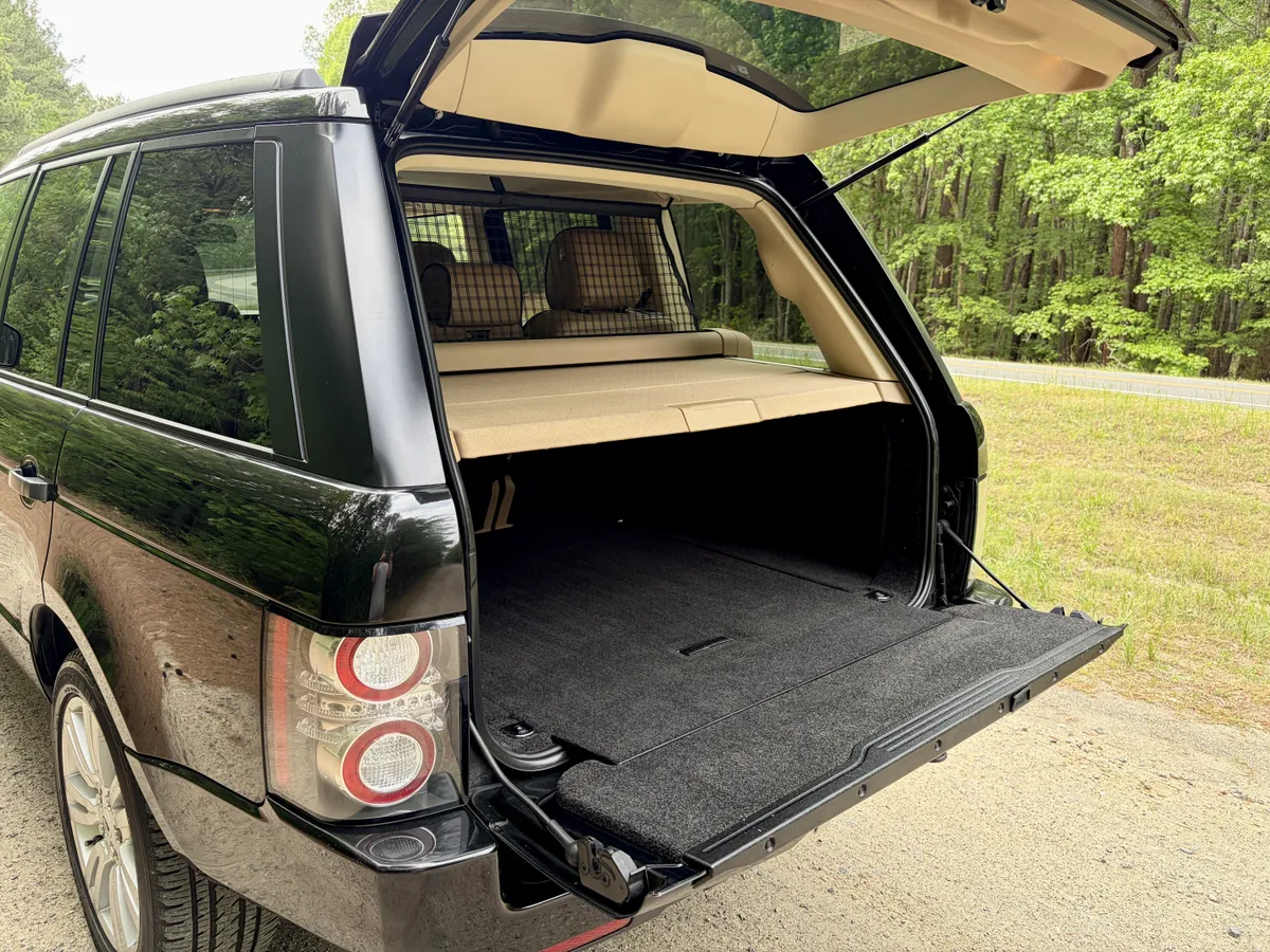 2011 Land Rover Range Rover HSE Lux