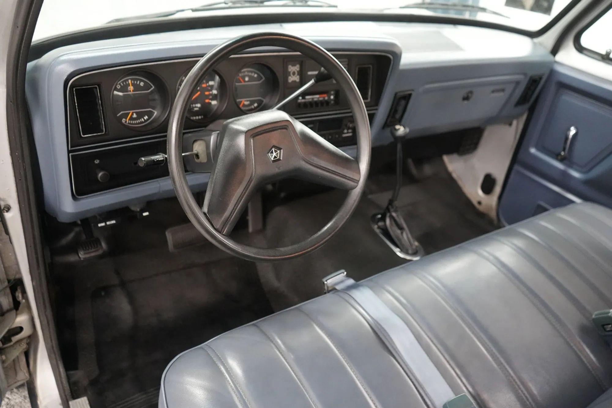 1988 Dodge Power Ram W150