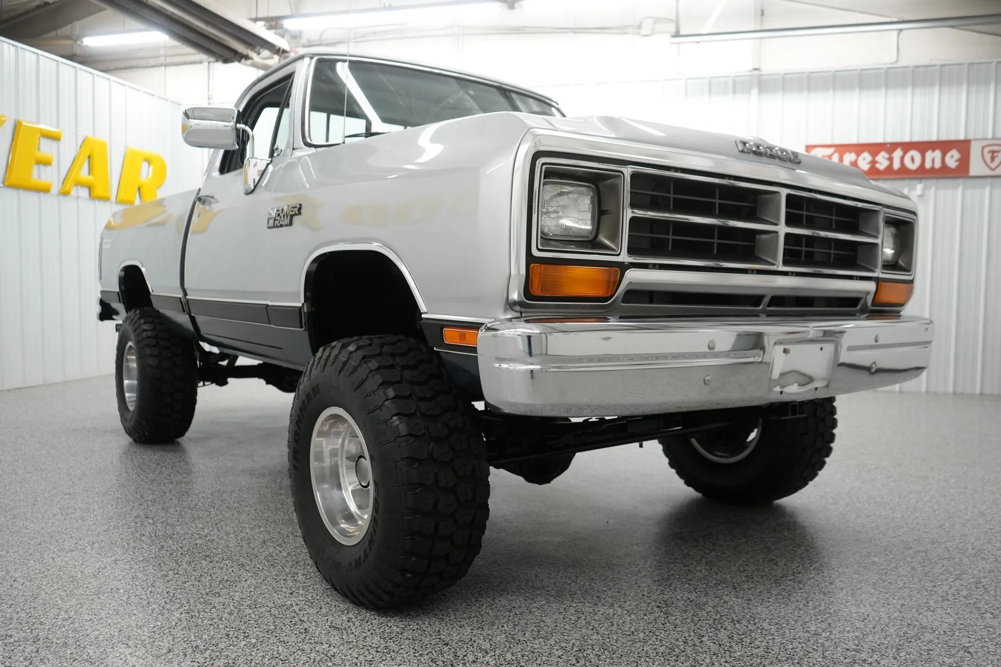 1988 Dodge Power Ram W150