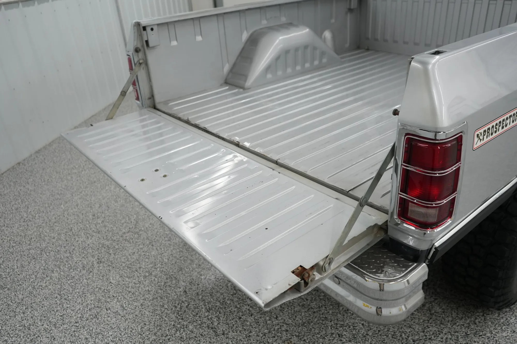 1988 Dodge Power Ram W150