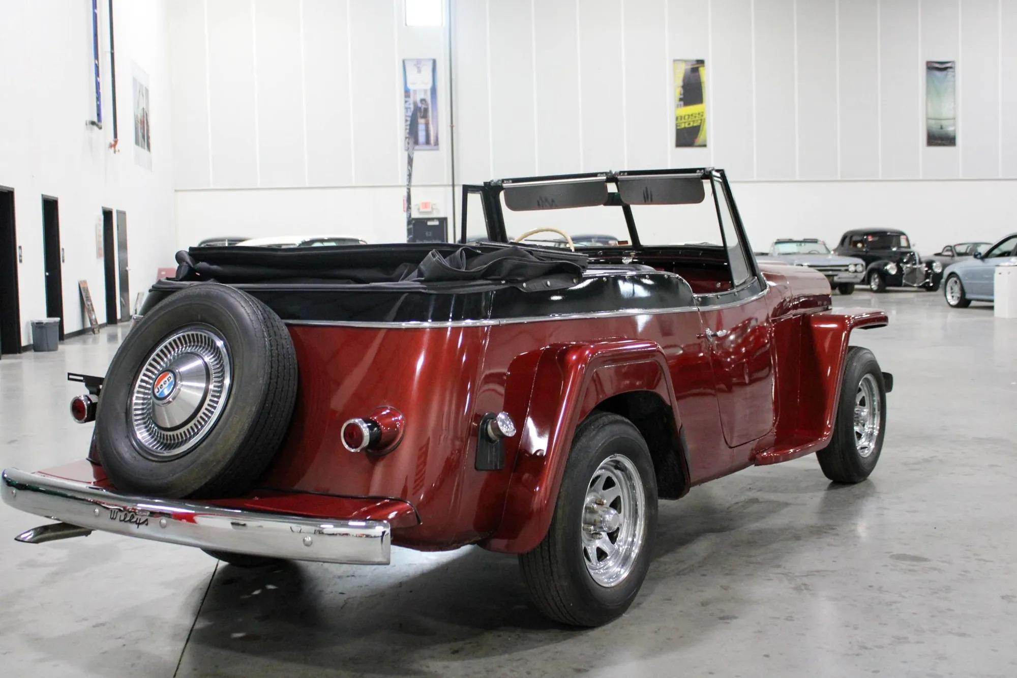 1952 Willys Jeepster - 5