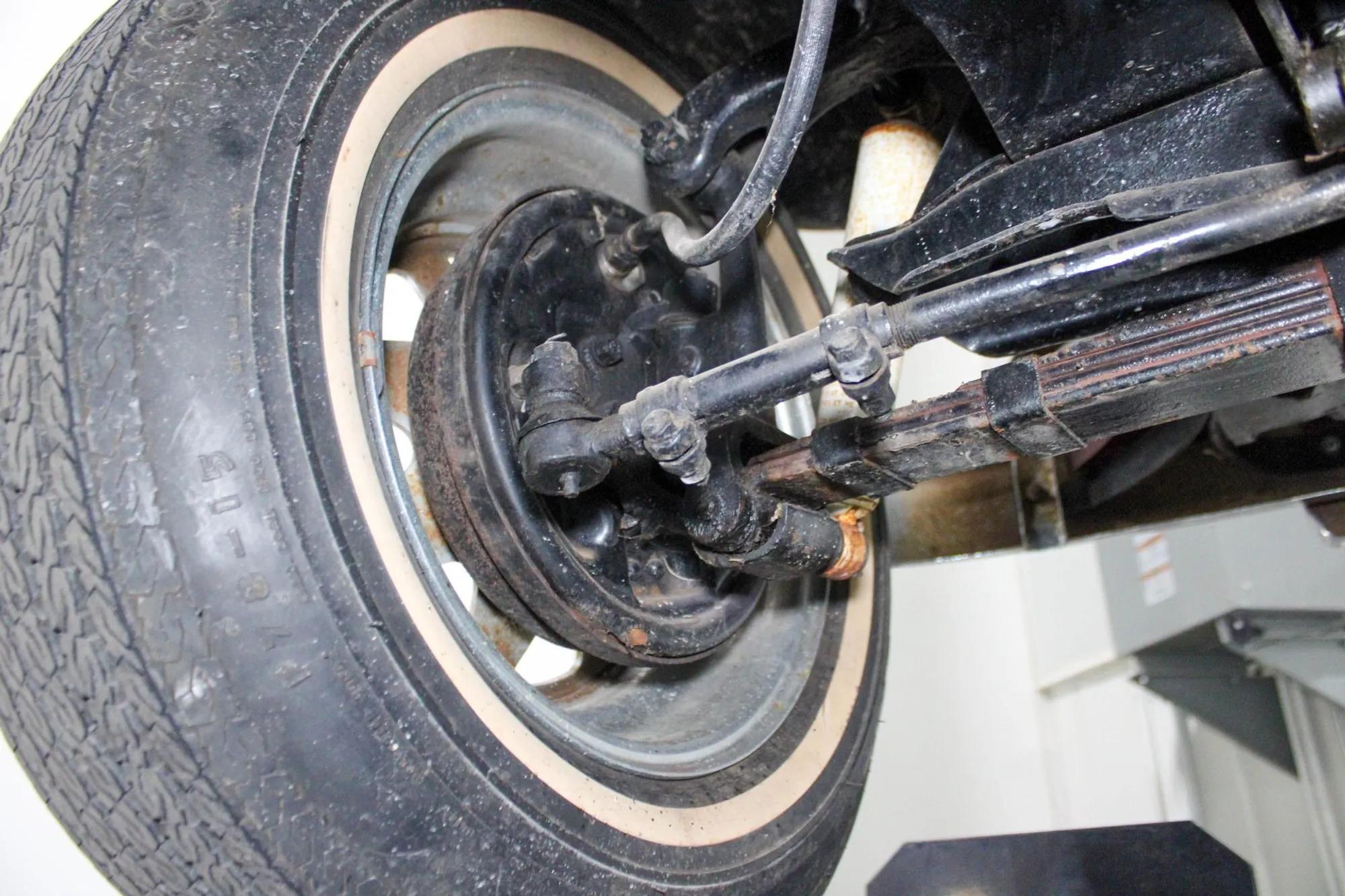 1952 Willys Jeepster