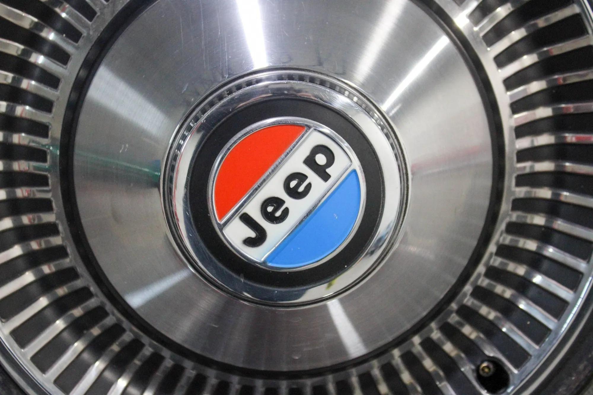 1952 Willys Jeepster