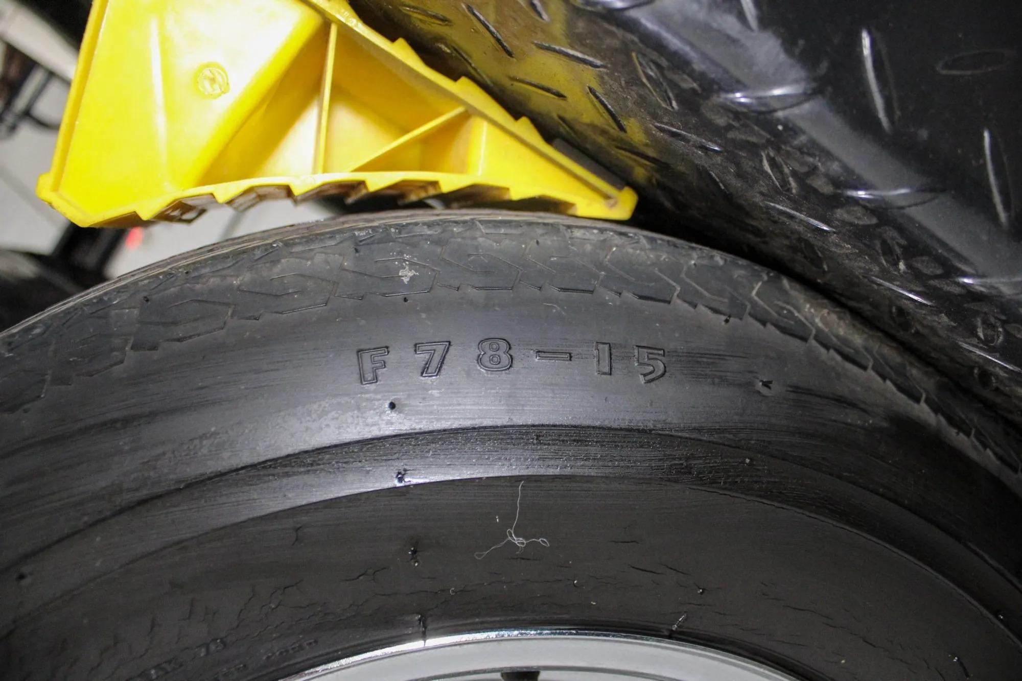 1952 Willys Jeepster