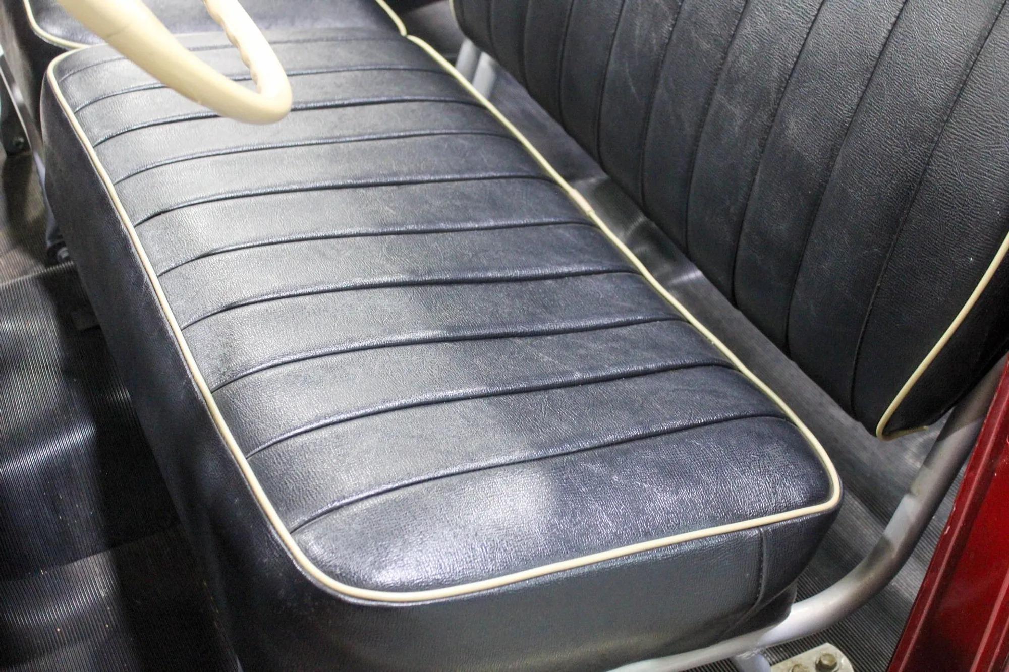 1952 Willys Jeepster