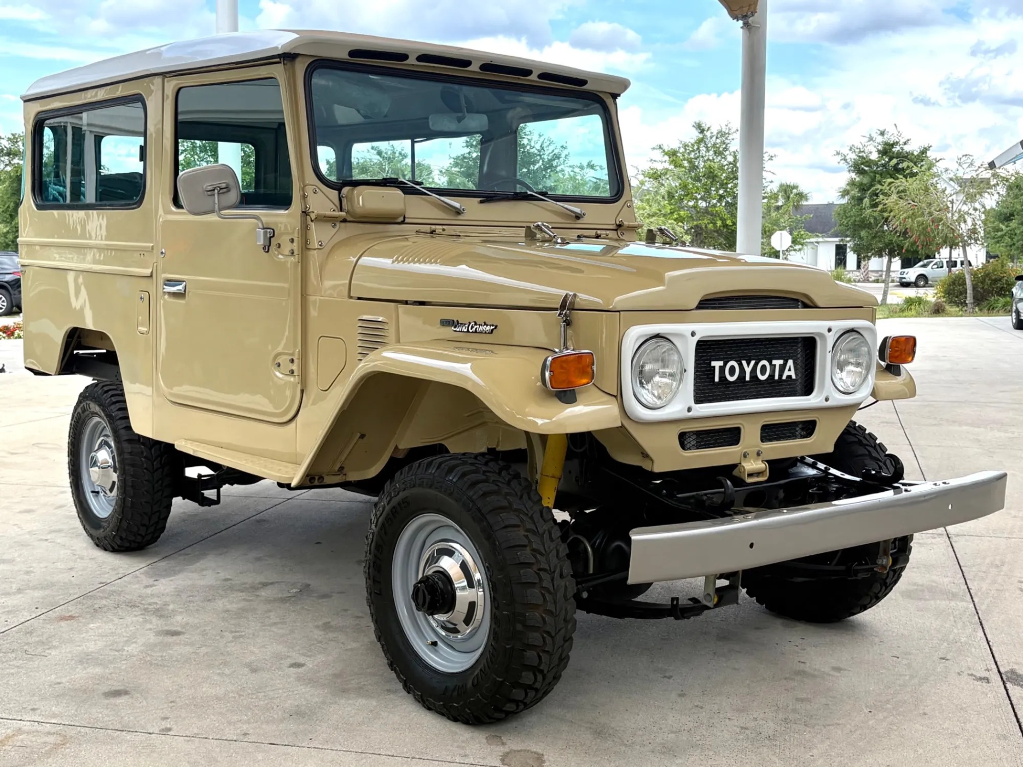 1978 Toyota Land Cruiser FJ43 - 3
