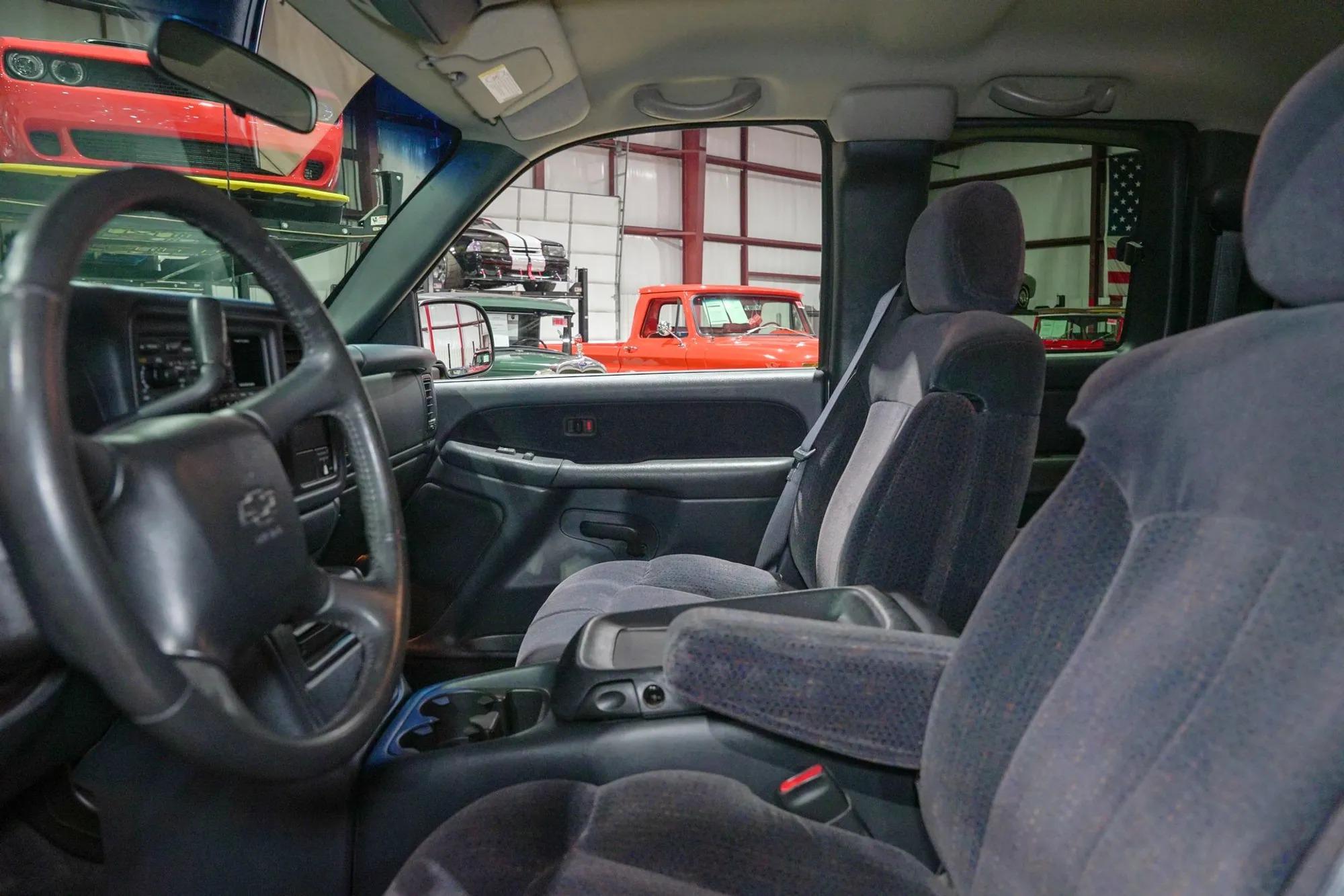 1999 Chevrolet Silverado 1500 LS