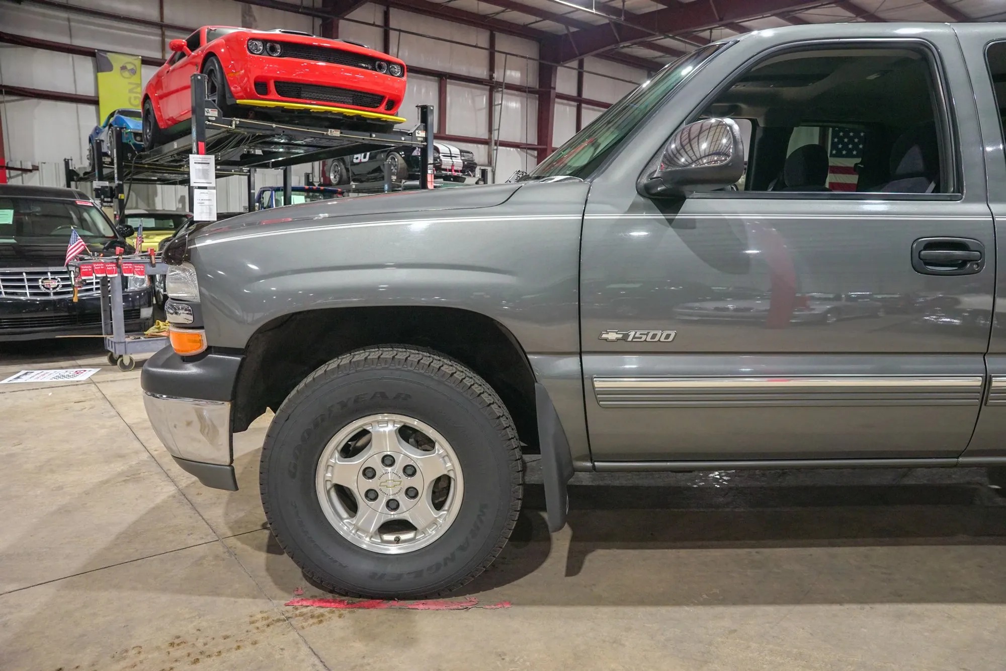 1999 Chevrolet Silverado 1500 LS - 2