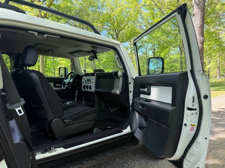 2012 Toyota FJ Cruiser