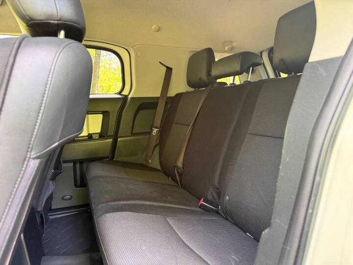 2012 Toyota FJ Cruiser
