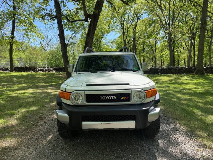 2012 Toyota FJ Cruiser - 4