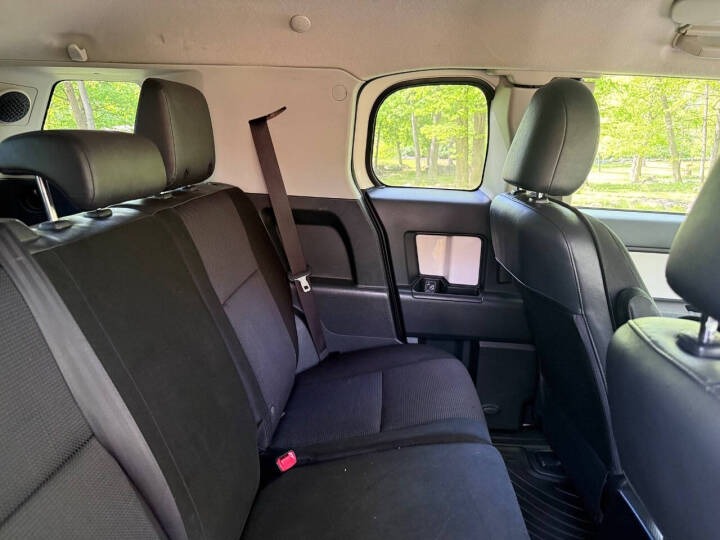2012 Toyota FJ Cruiser