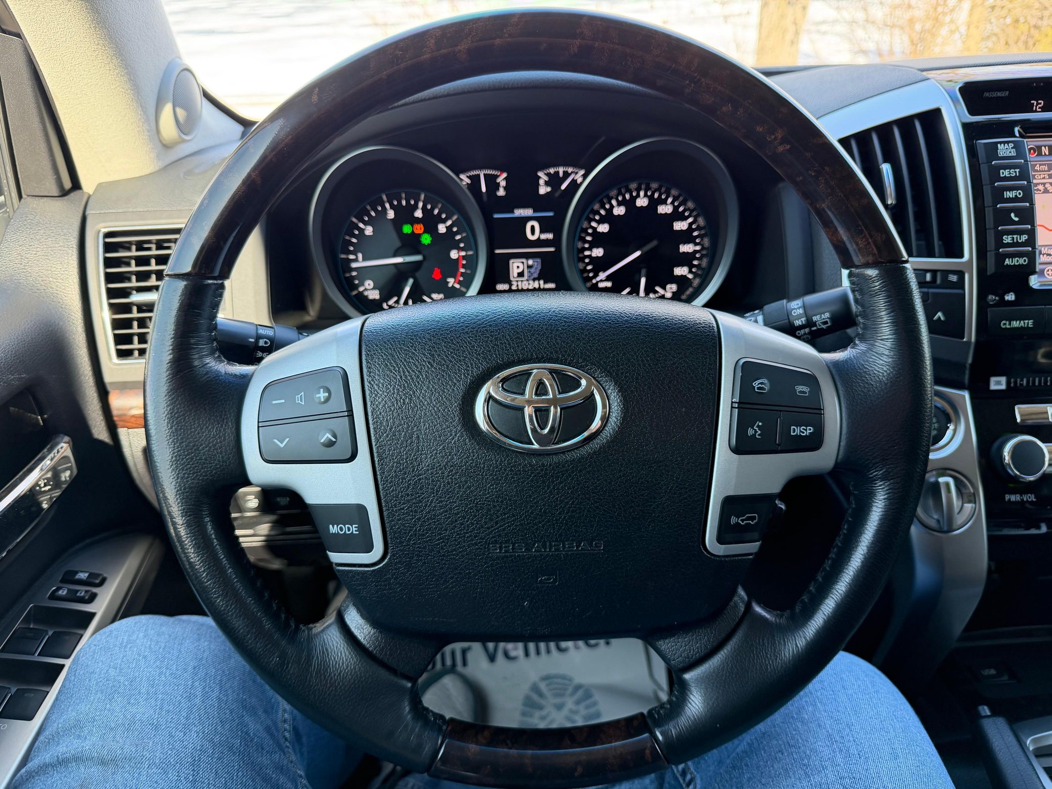 2013 Toyota Land Cruiser