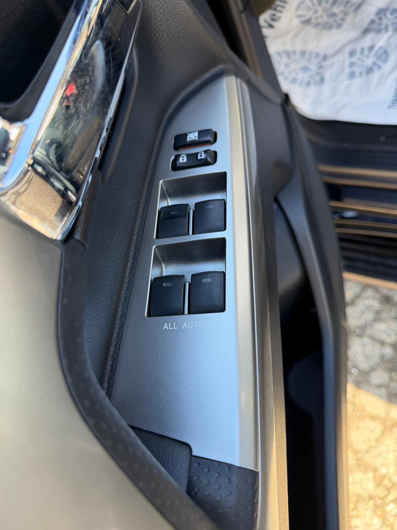2013 Toyota Land Cruiser