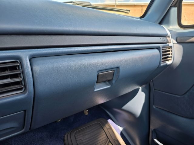1995 Ford F-150 XLT SWB