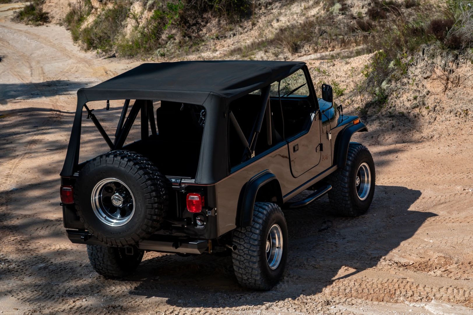 1982 Jeep CJ-8 Scrambler - 4