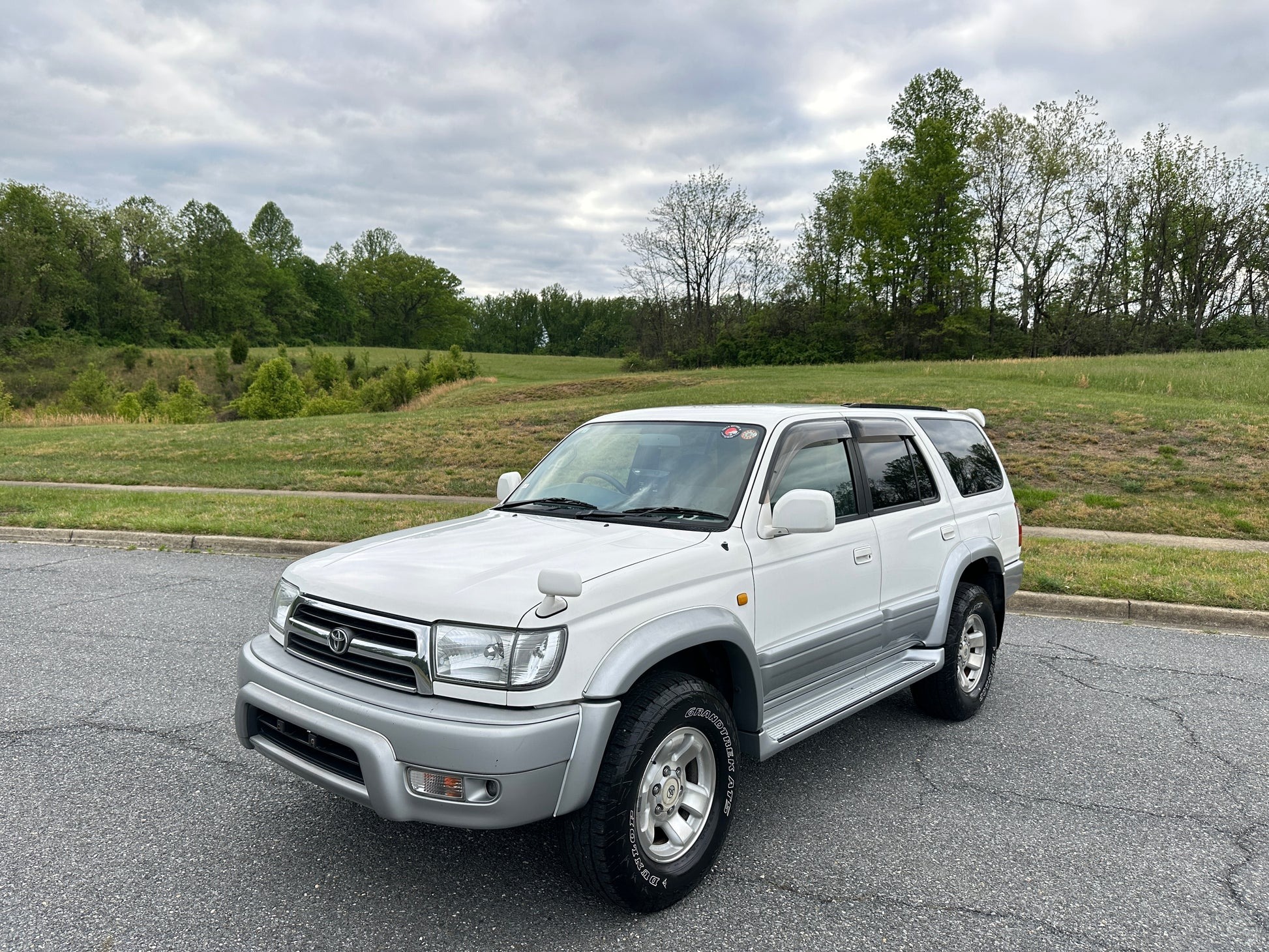 1999 Toyota Hilux Surf SSR-X - 4