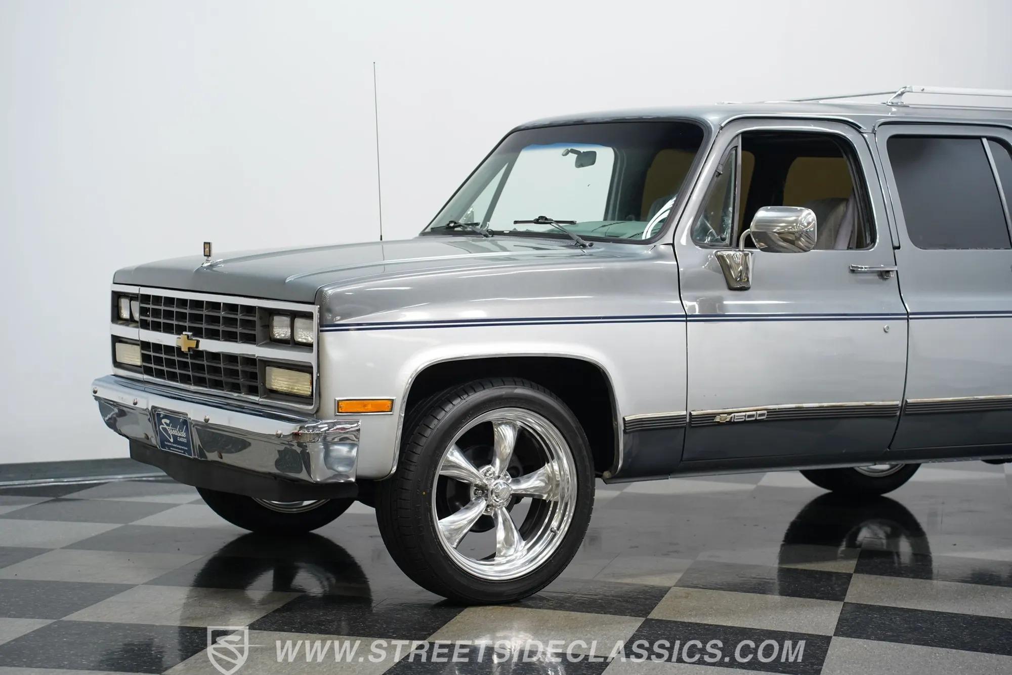 1990 Chevrolet Suburban R1500