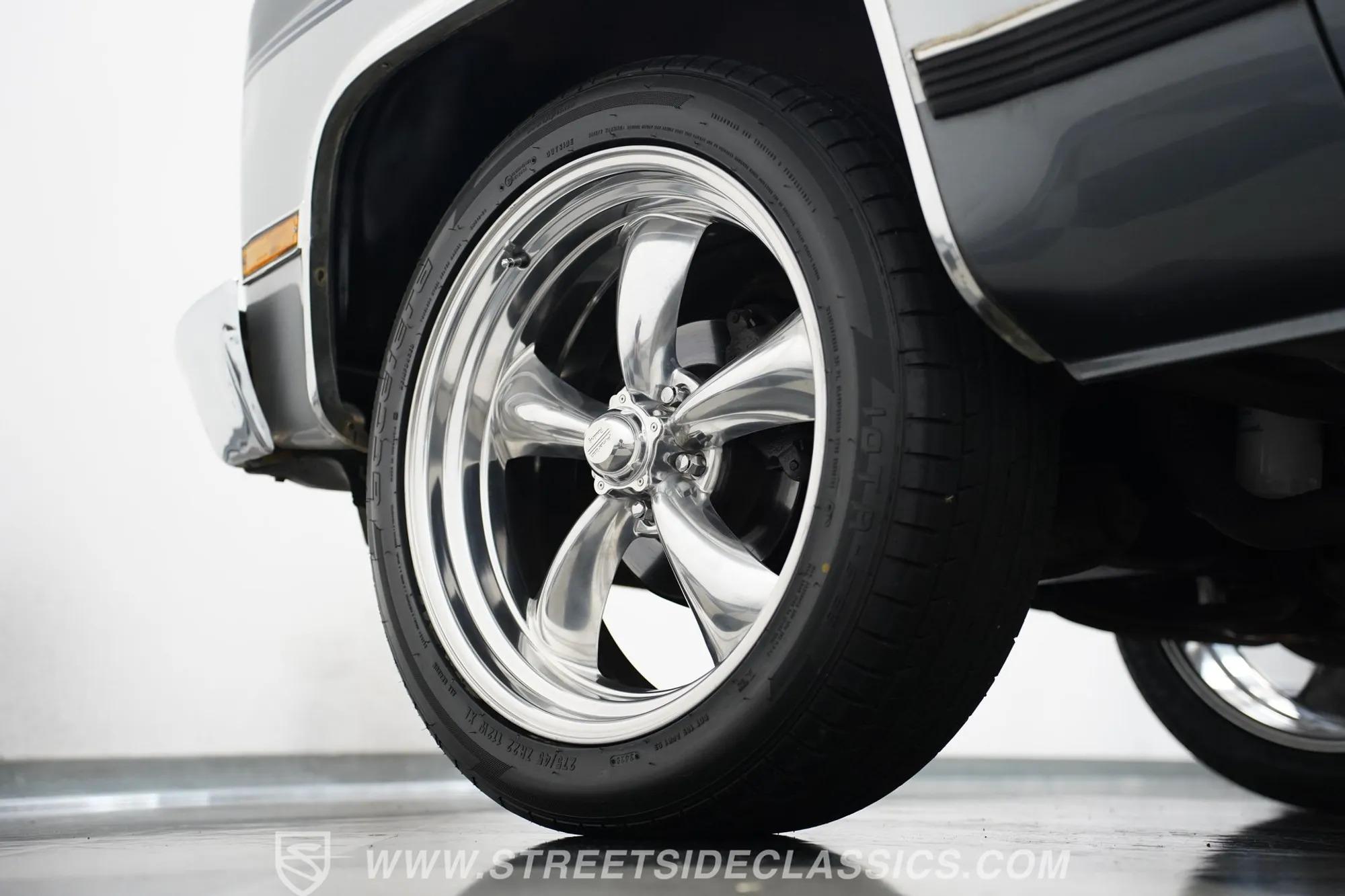 1990 Chevrolet Suburban R1500