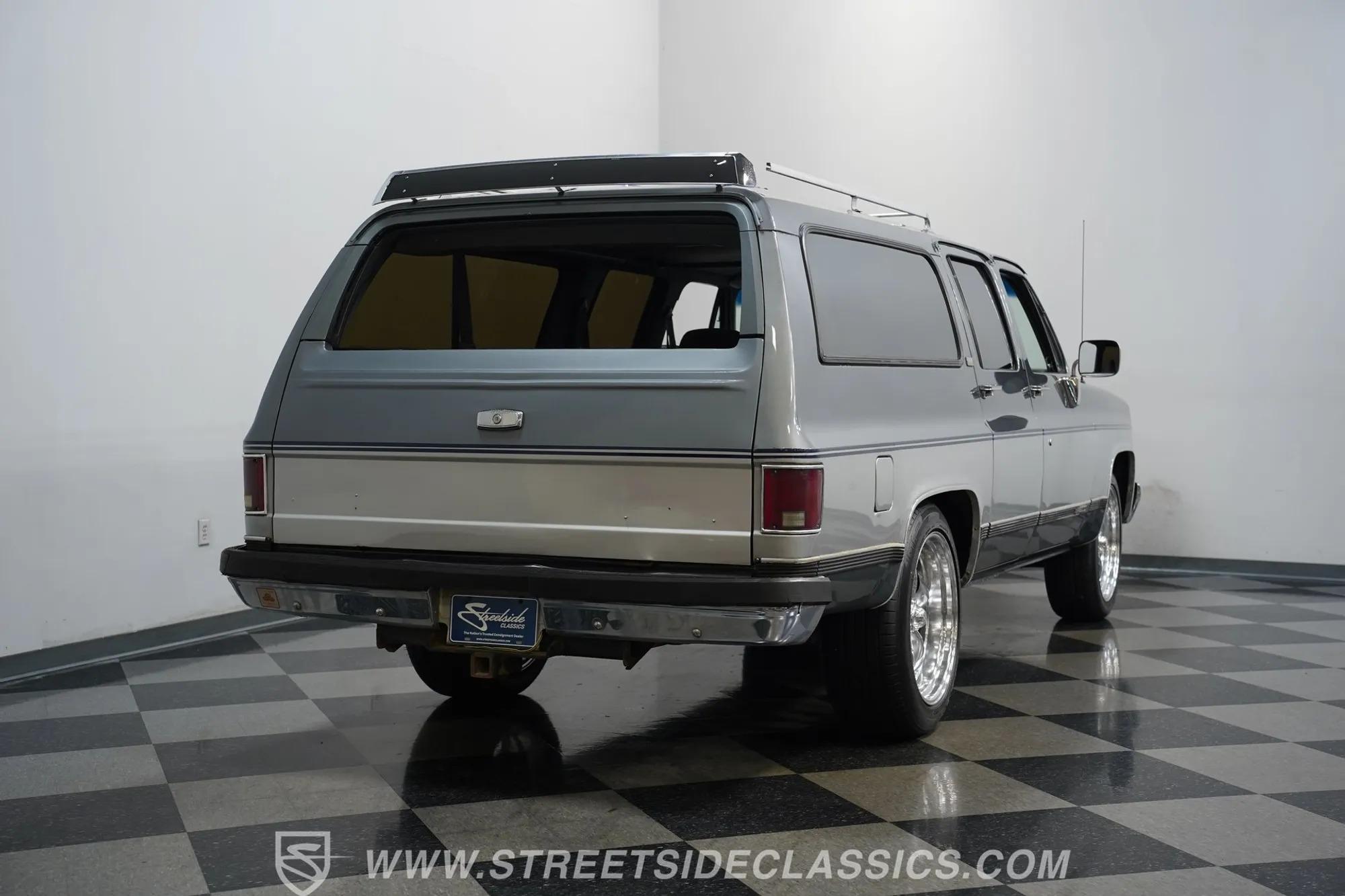 1990 Chevrolet Suburban R1500