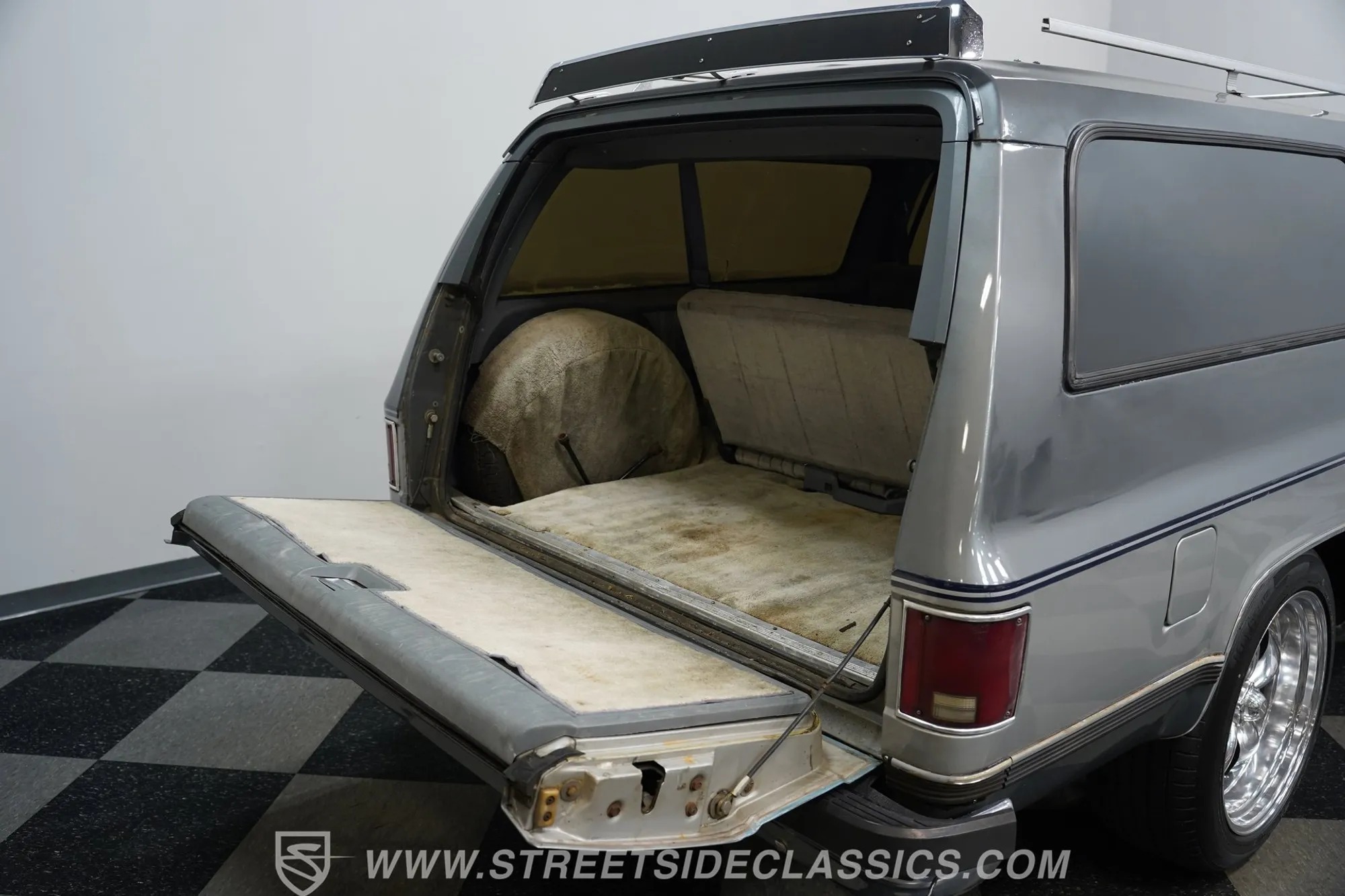 1990 Chevrolet Suburban R1500