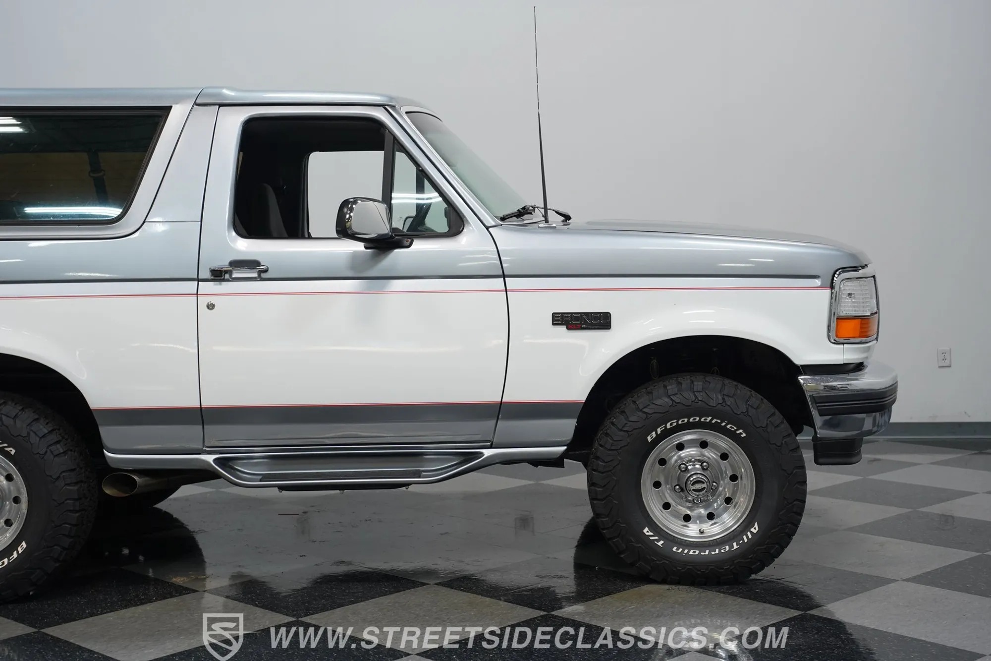 1995 Ford Bronco XLT 4×4