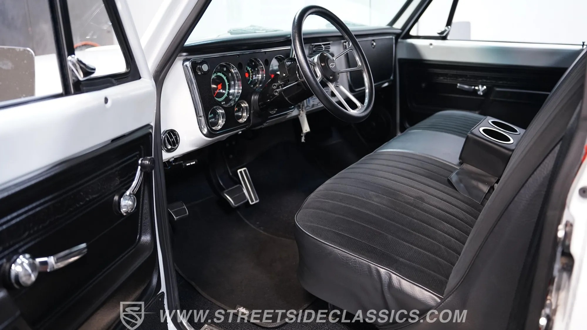 454 V8-Powered 1972 Chevrolet C10