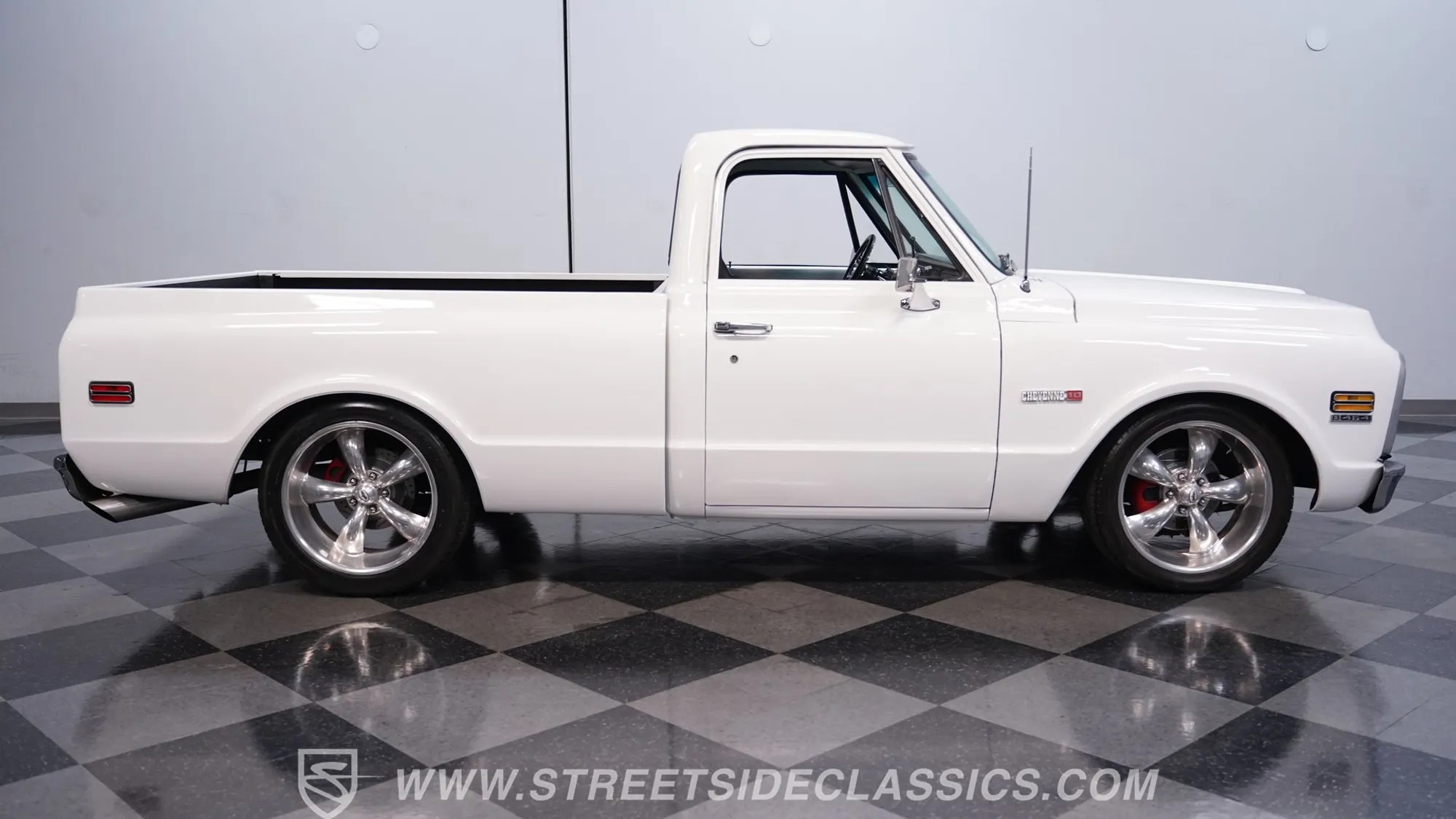 454 V8-Powered 1972 Chevrolet C10