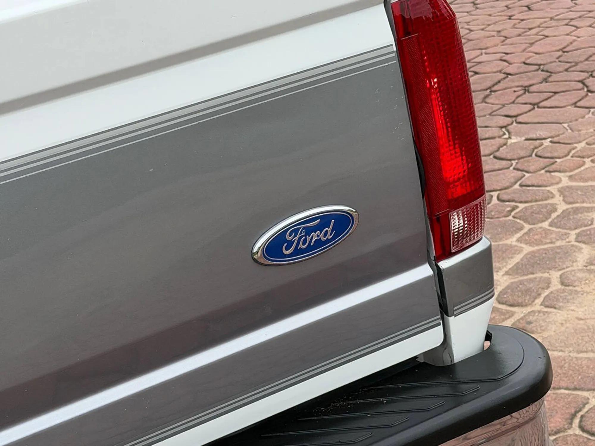 1997 Ford F-350 XLT