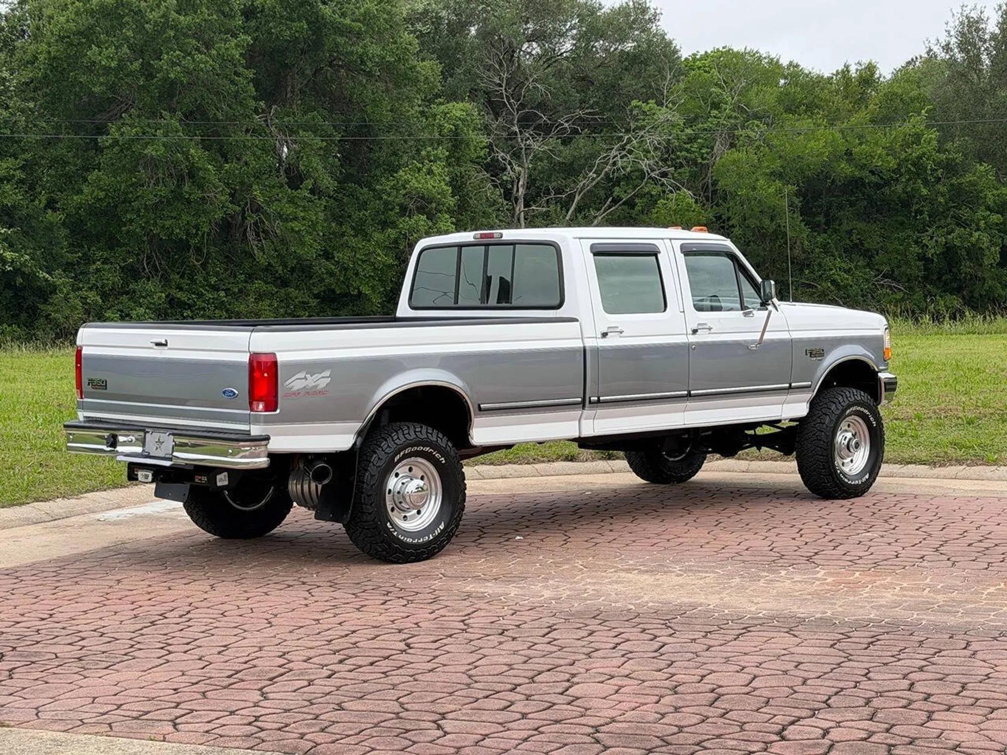 1997 Ford F-350 XLT