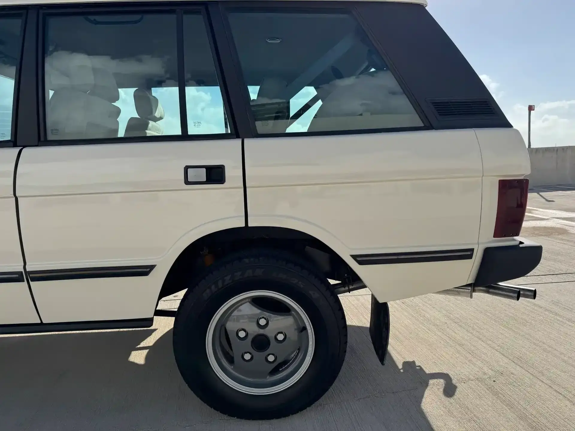 Sold: 55k-Mile 1985 Range Rover Classic