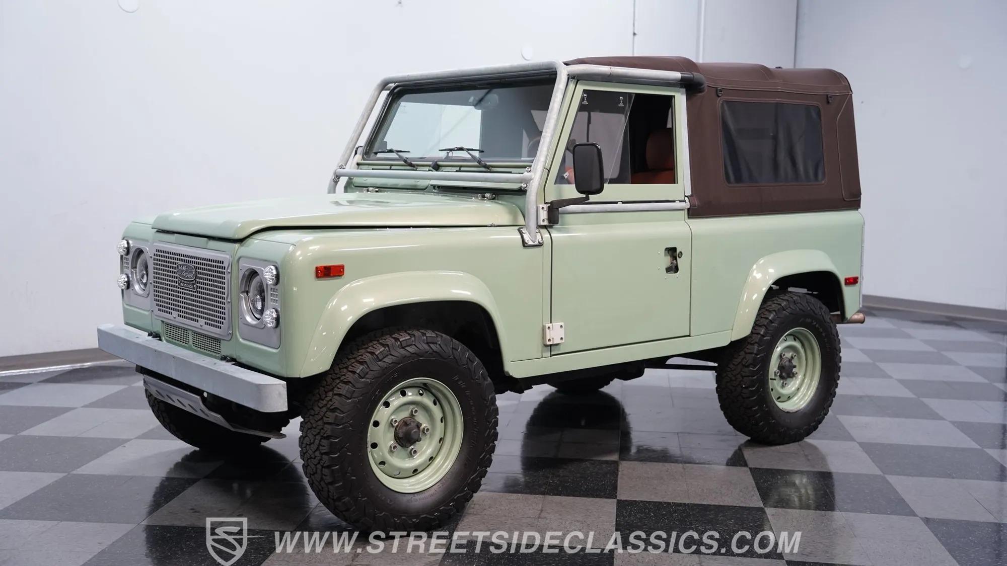 1997 Land Rover Defender 90 NAS - 5