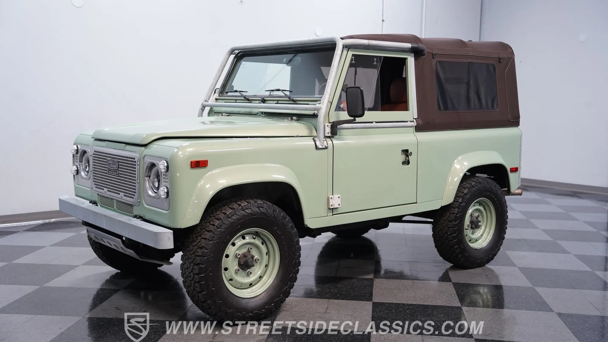 1997 Land Rover Defender 90 NAS - 5