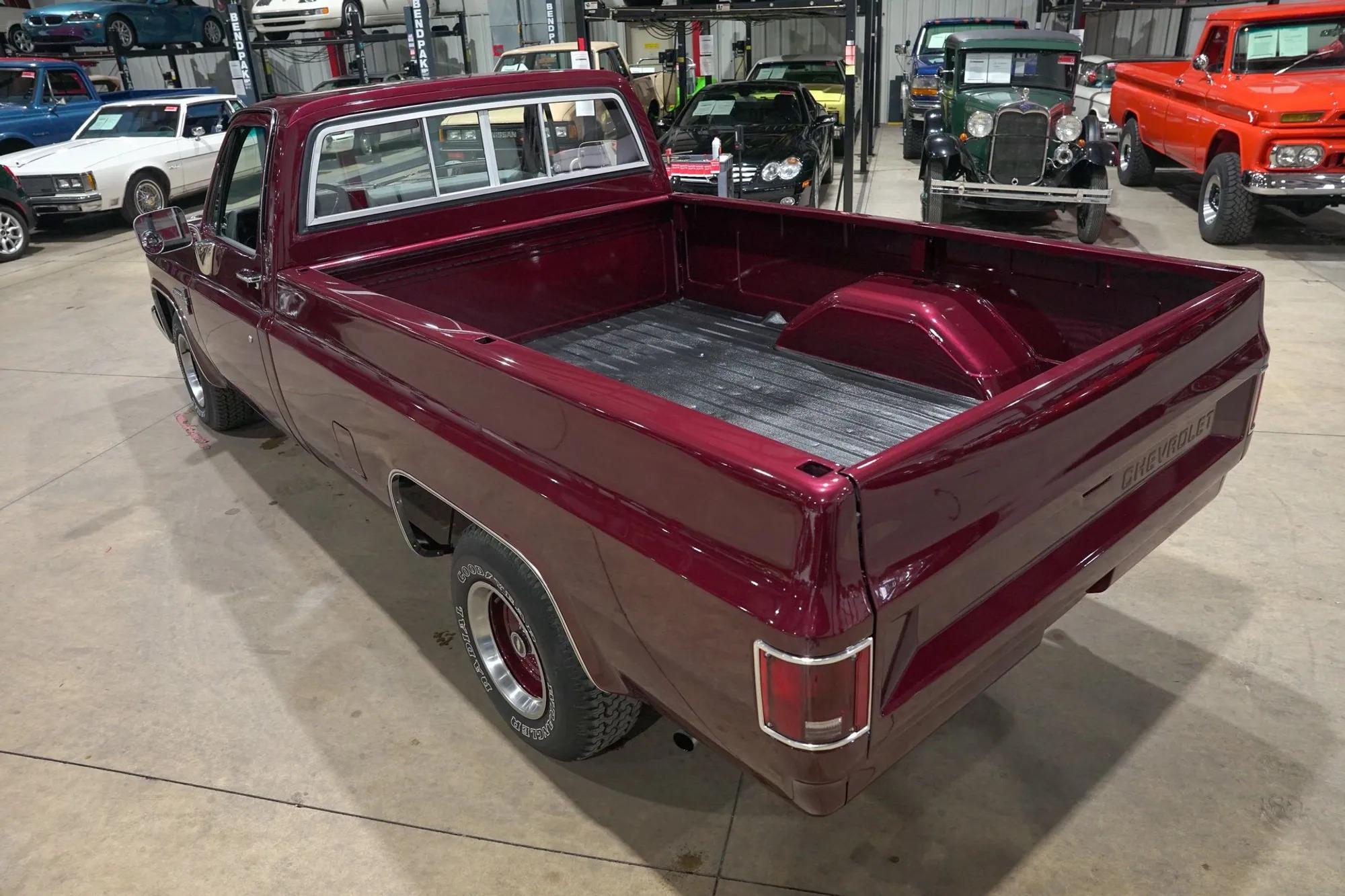 1985 Chevrolet C10 Custom Deluxe