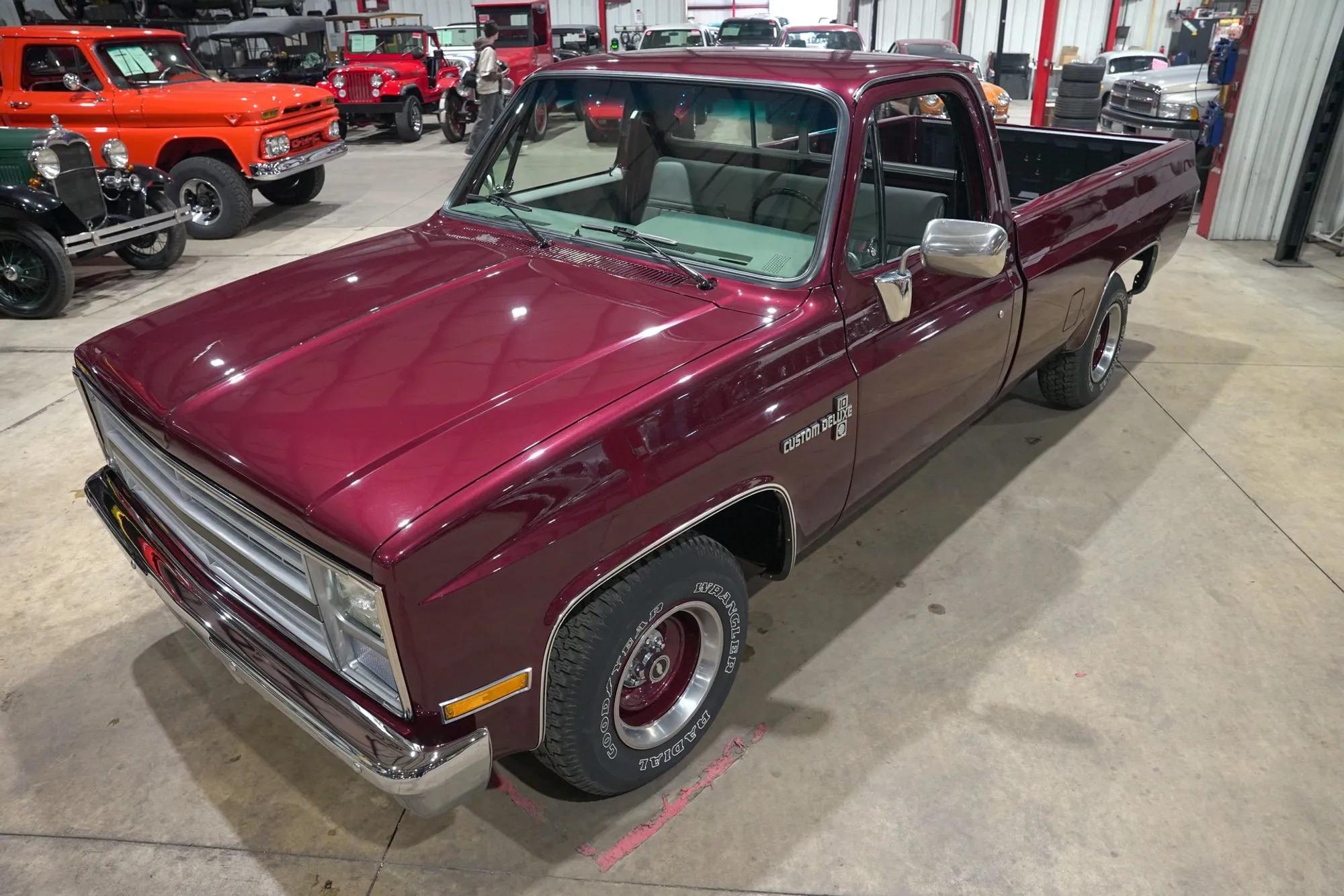 1985 Chevrolet C10 Custom Deluxe