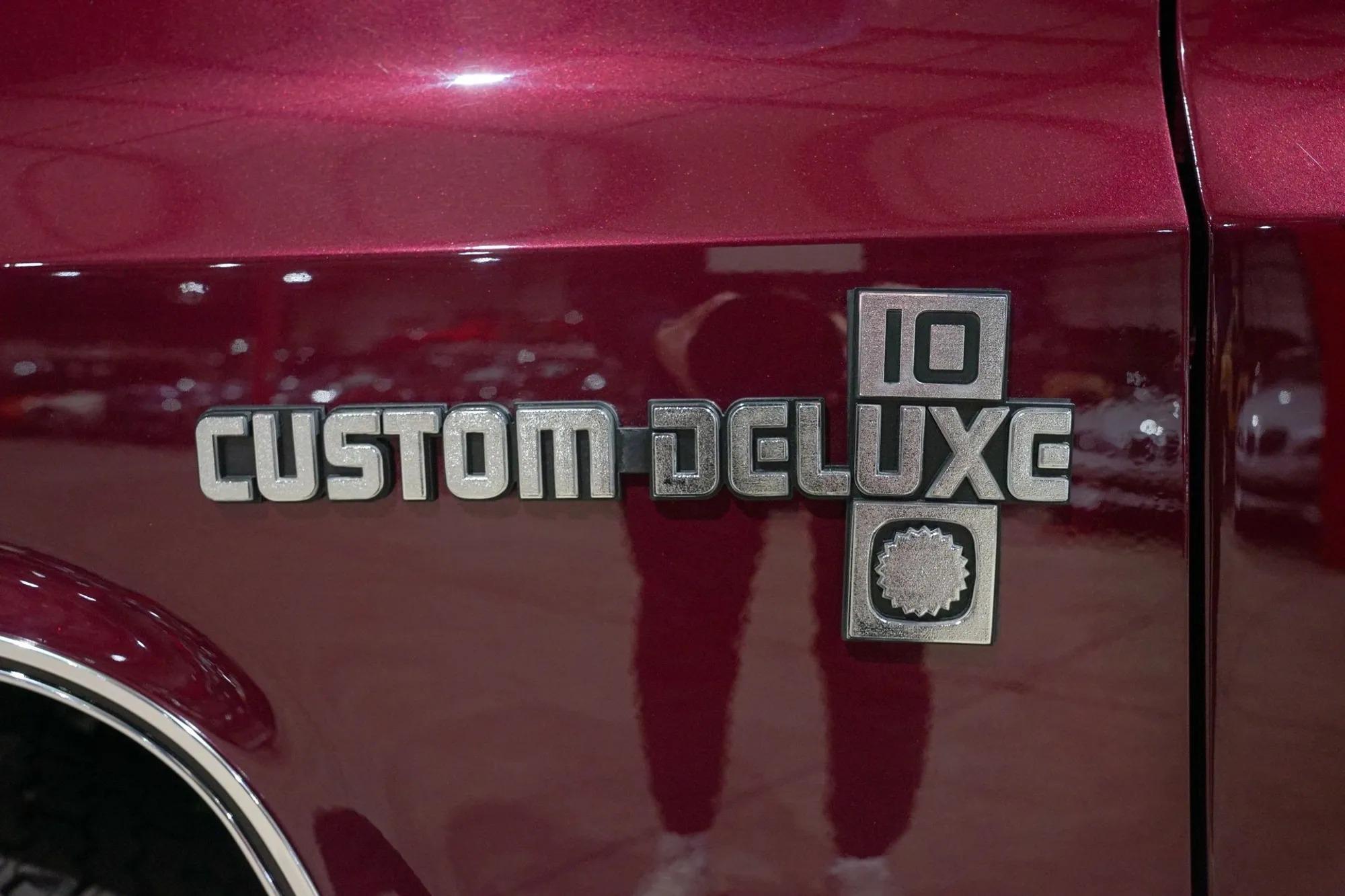 1985 Chevrolet C10 Custom Deluxe