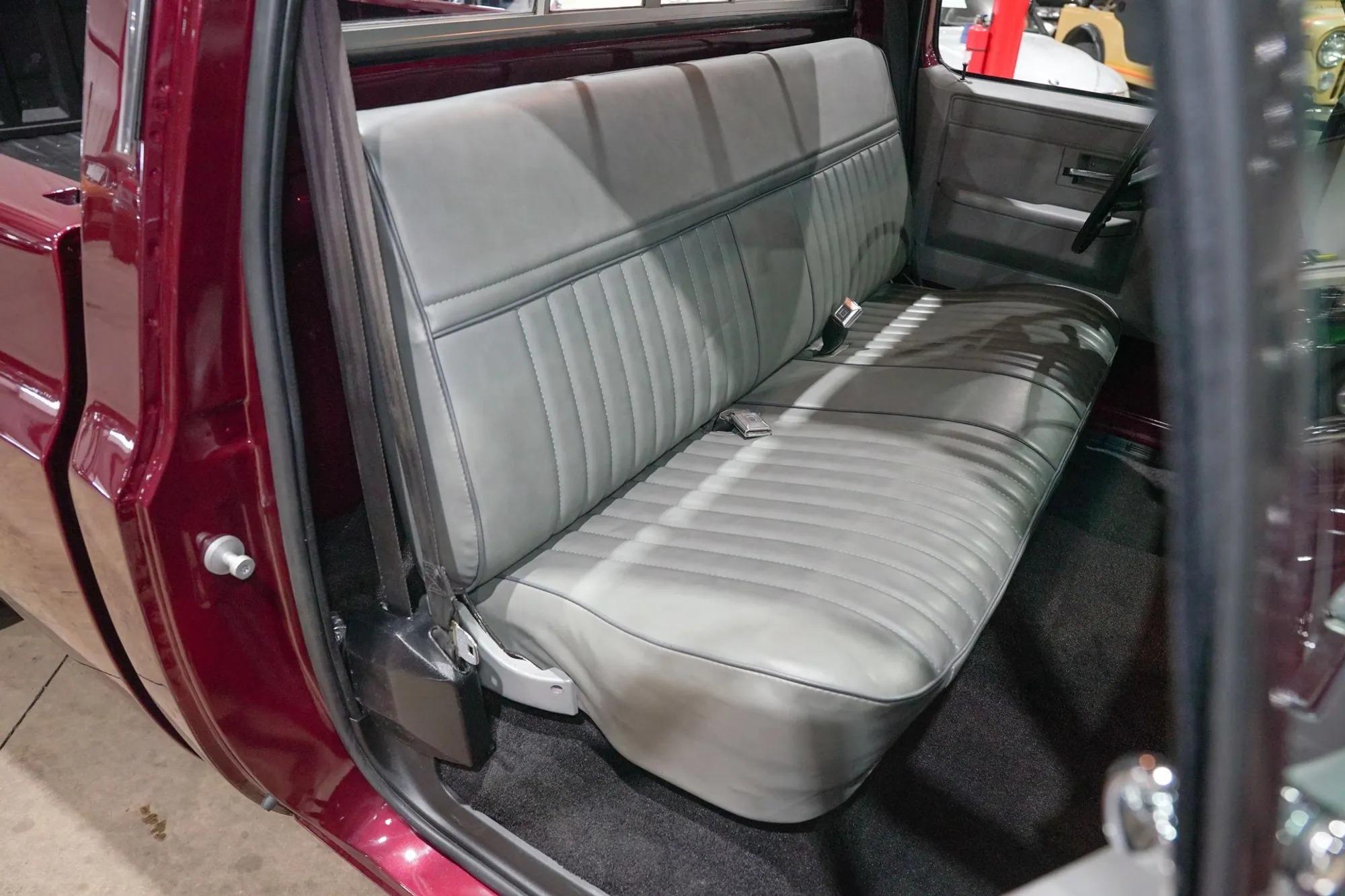 1985 Chevrolet C10 Custom Deluxe