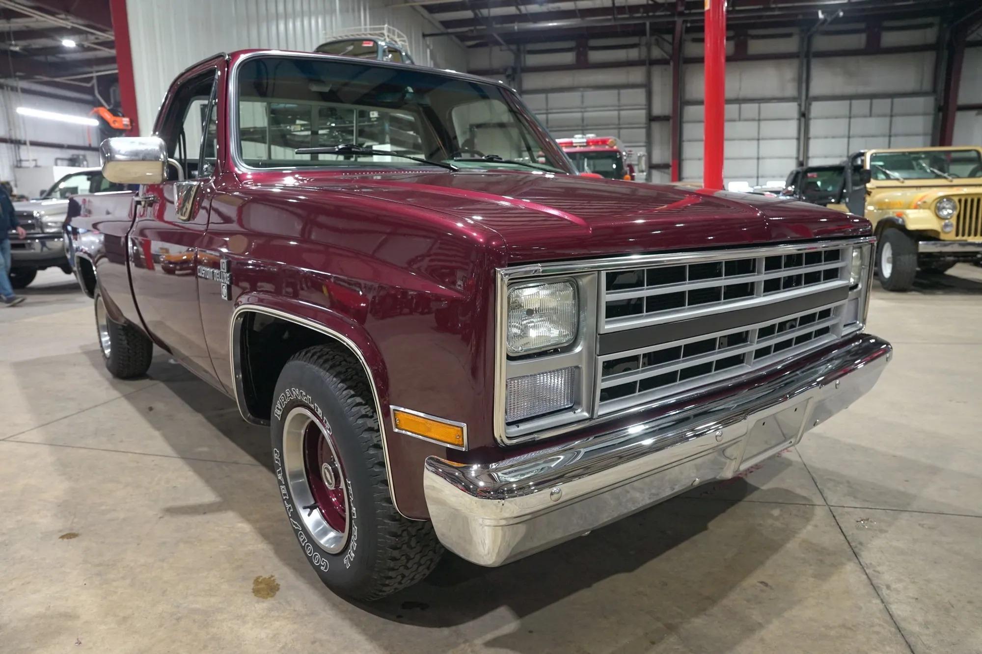 1985 Chevrolet C10 Custom Deluxe