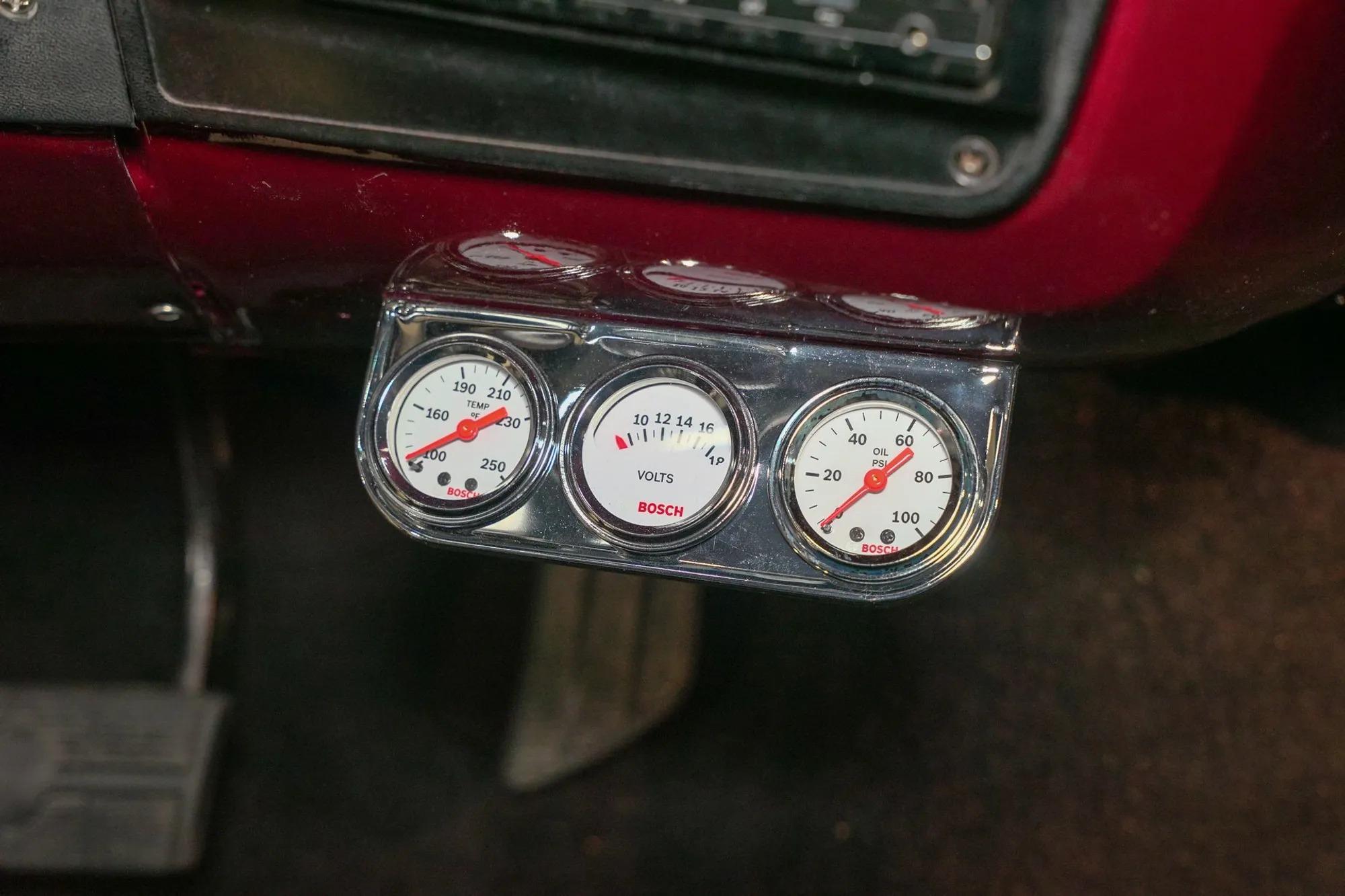 1985 Chevrolet C10 Custom Deluxe