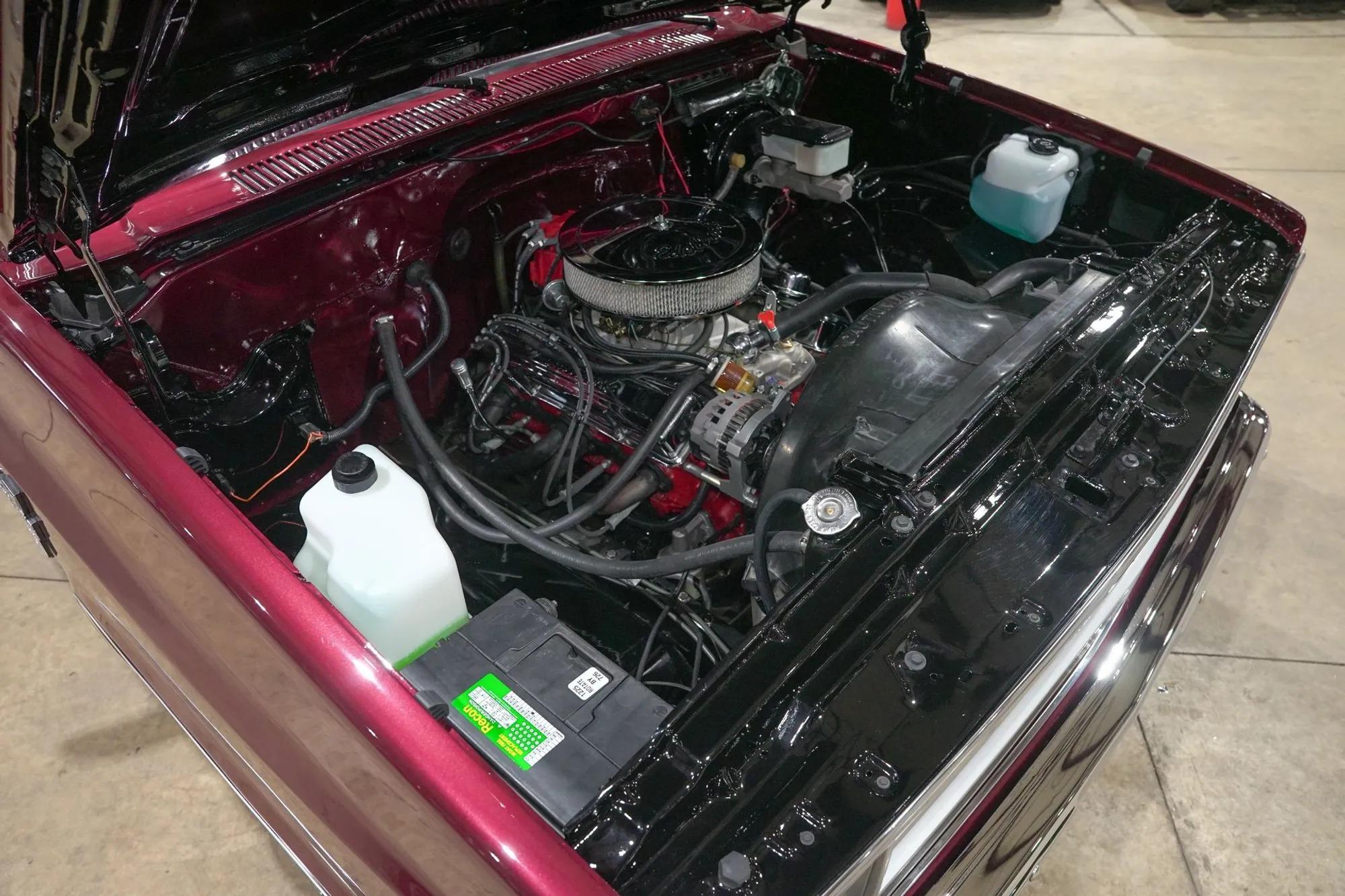 1985 Chevrolet C10 Custom Deluxe