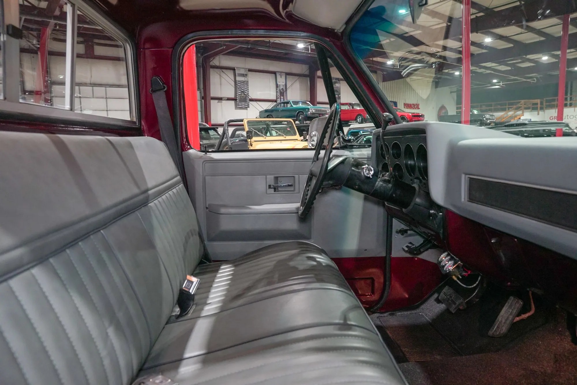 1985 Chevrolet C10 Custom Deluxe
