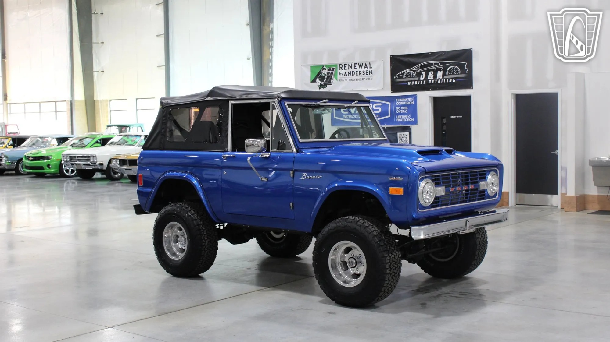 1977 Ford Bronco - 4