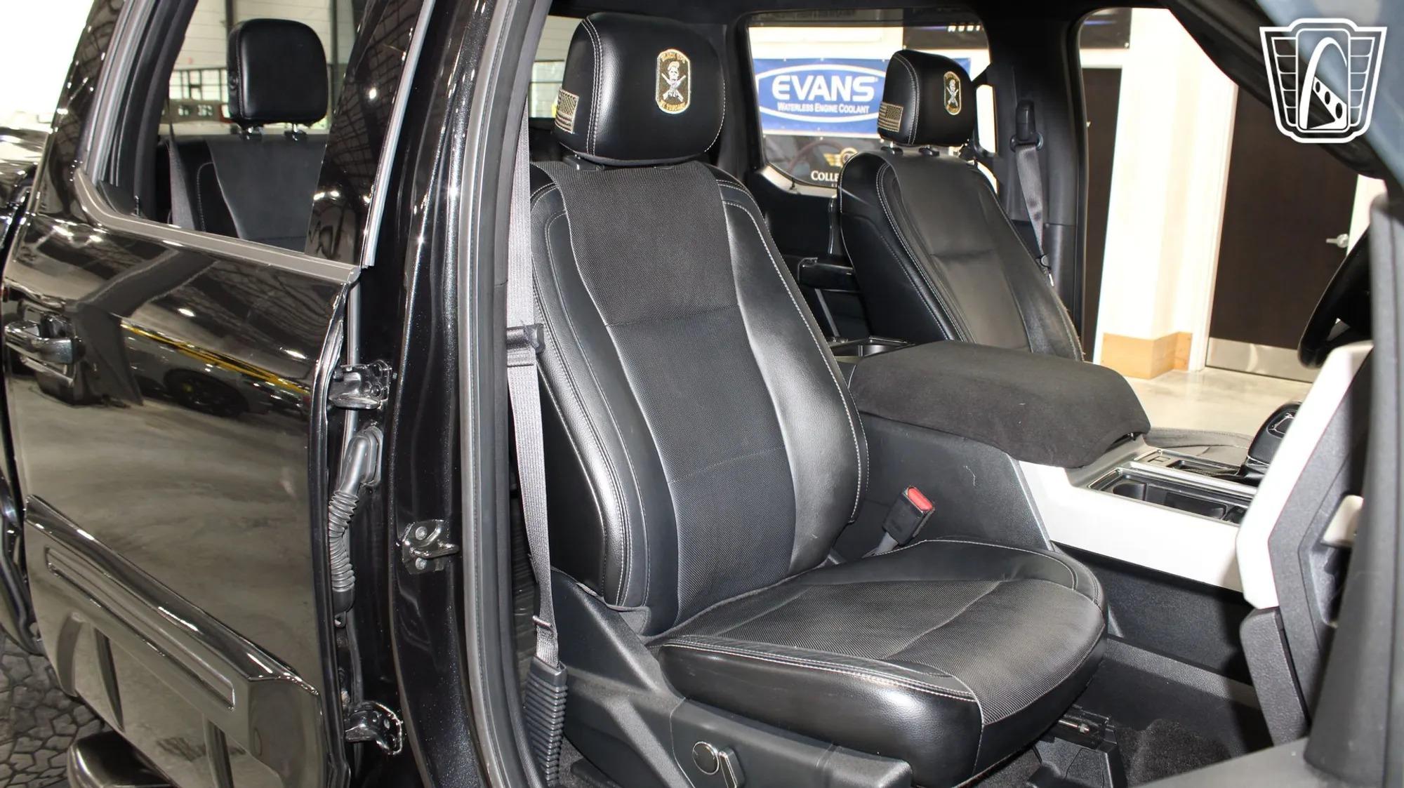 2015 Ford F-150 Black-Ops