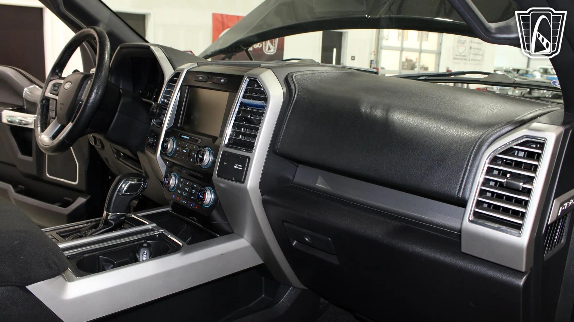2015 Ford F-150 Black-Ops