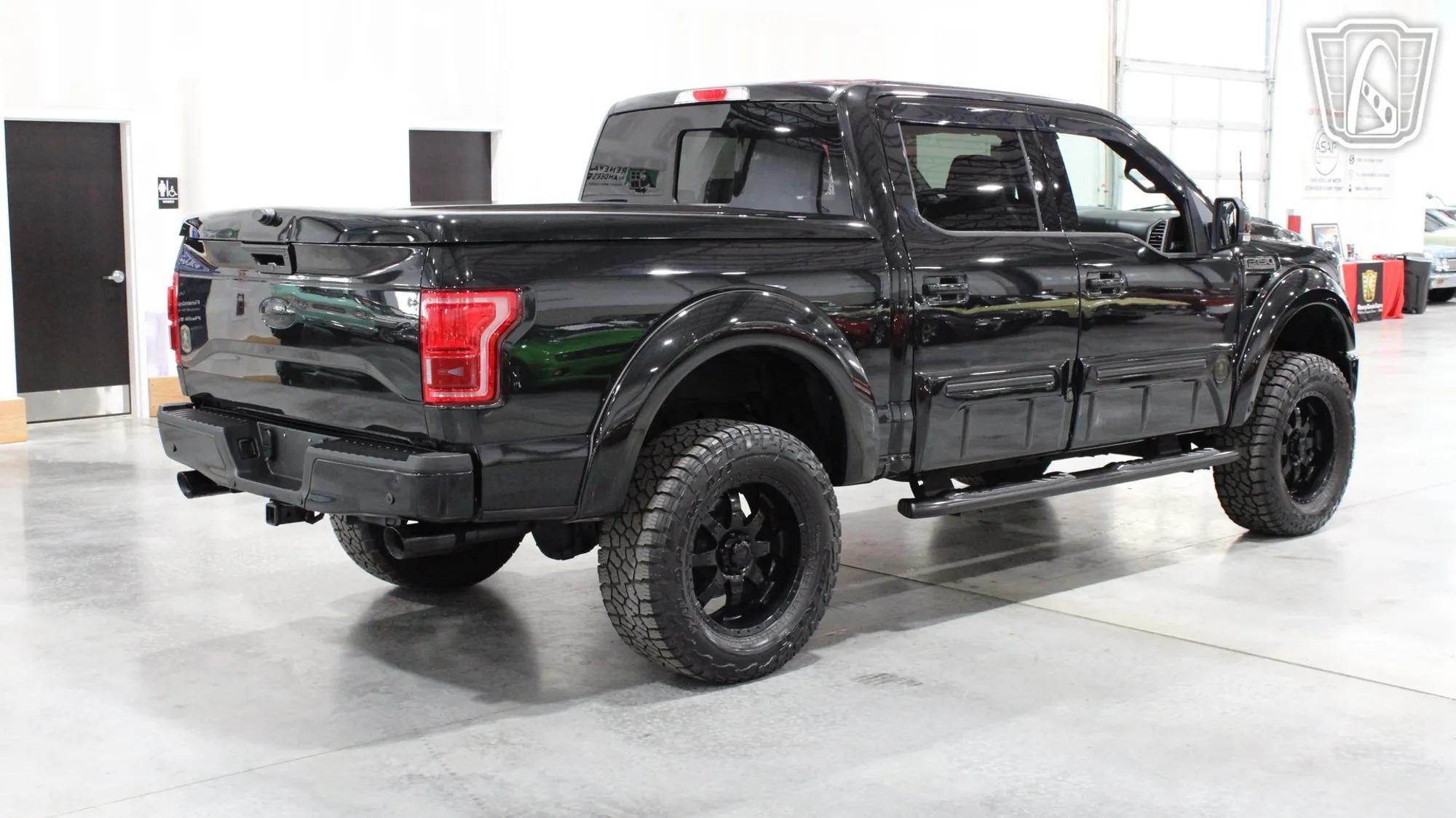 2015 Ford F-150 Black-Ops