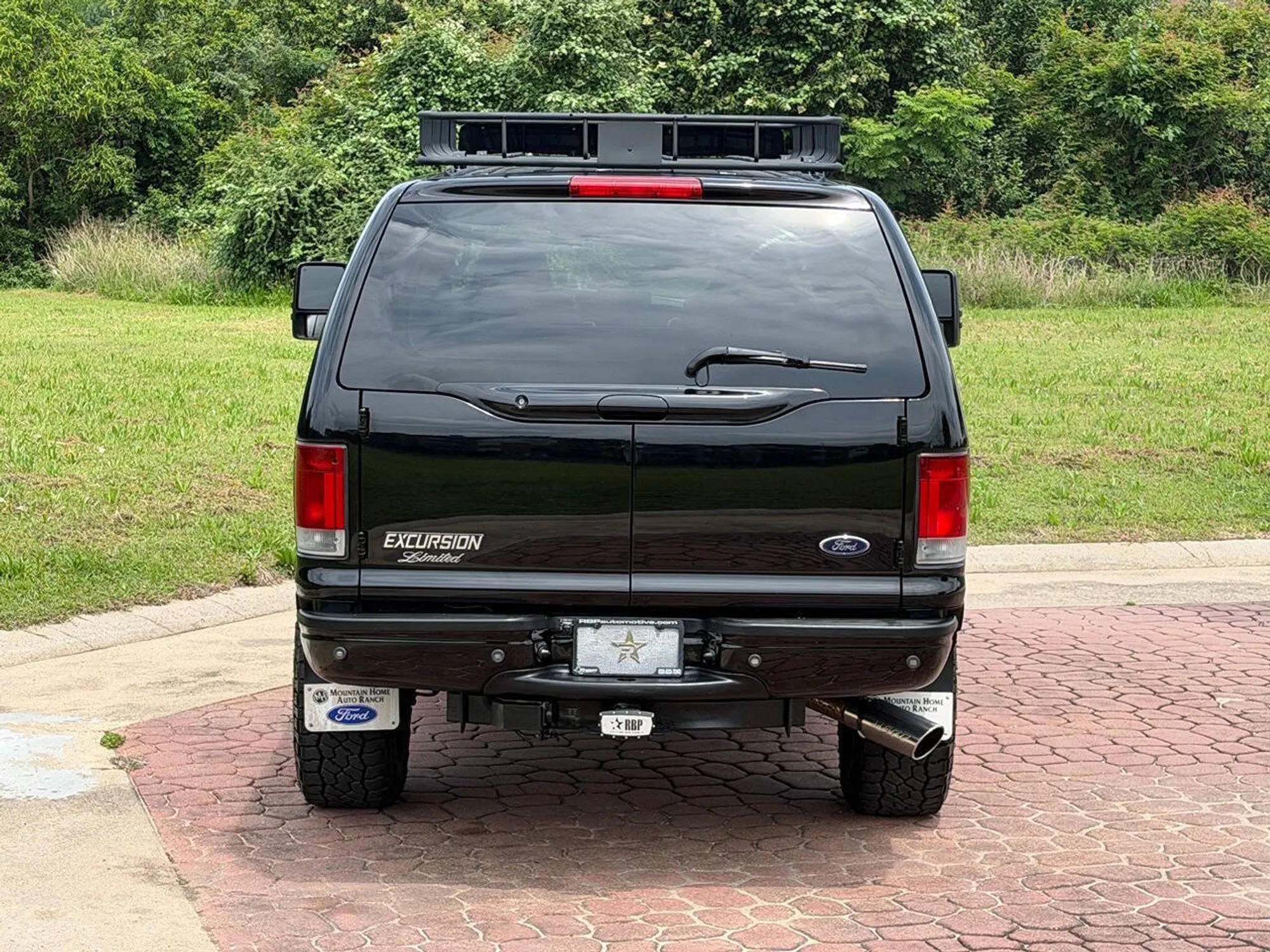 2005 Ford Excursion Limited