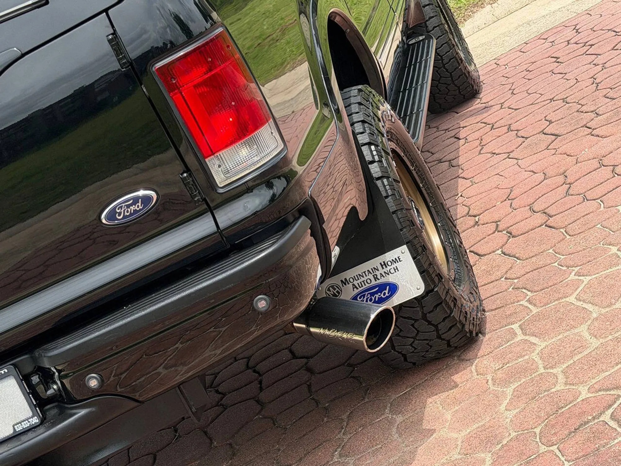 2005 Ford Excursion Limited